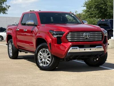 2024 Toyota Tacoma i-FORCE MAX - Photo 2