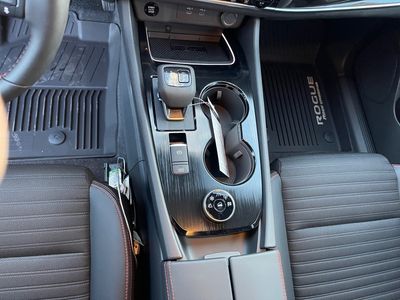 2026 Nissan Rogue - Photo 12
