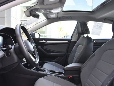 2025 Volkswagen Jetta — photo 19 view