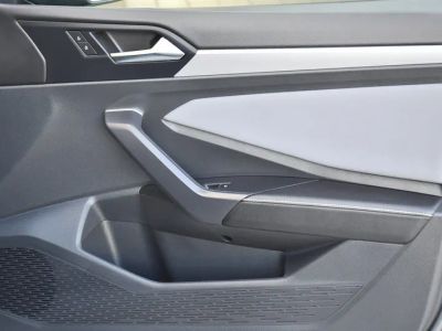 2025 Volkswagen Jetta — photo 28 view