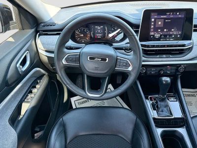 2022 Jeep Compass — photo 16 view