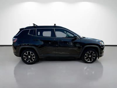 2022 Jeep Compass — side profile view