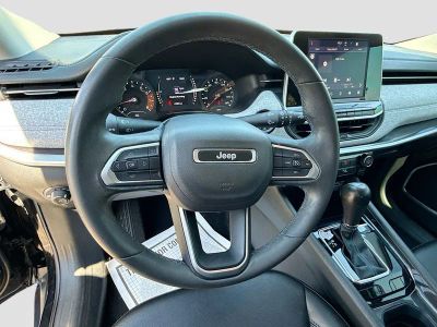 2022 Jeep Compass — photo 38 view