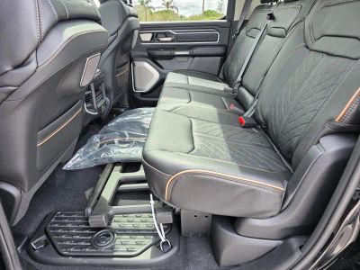 2026 Ram 1500 — photo 8 view