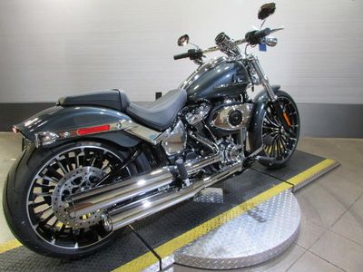 2026 Harley-Davidson FXBR - Breakout - Photo 2