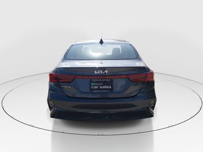 2024 Kia Forte - Photo 6