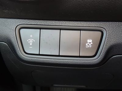 2024 Kia Forte - Photo 13