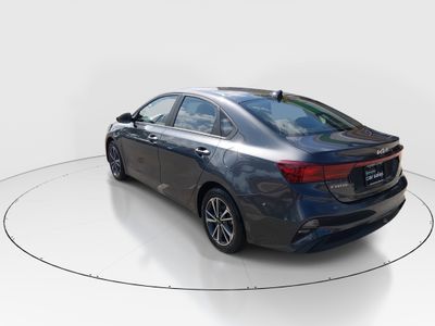 2024 Kia Forte - Photo 5