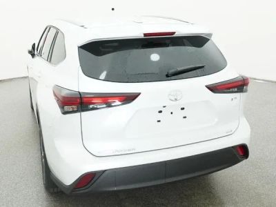2026 Toyota Highlander Hybrid - Photo 14