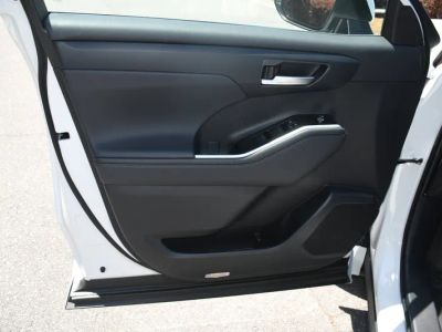 2026 Toyota Highlander Hybrid - Photo 5