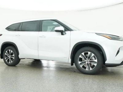2026 Toyota Highlander Hybrid - Photo 22