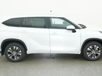 2026 Toyota Highlander Hybrid - Photo 28