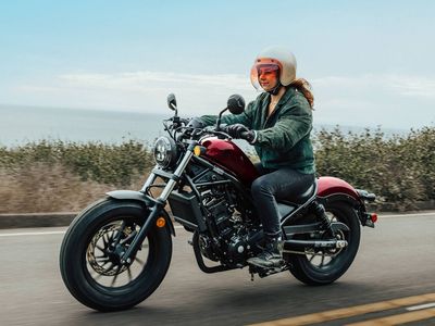 2023 Honda Rebel 300 - Photo 11