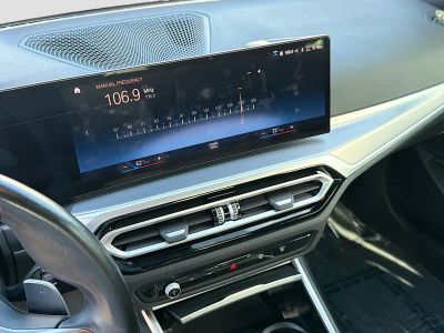 2023 BMW 3 Series — photo 27 view