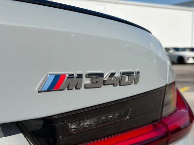 2023 BMW 3 Series — photo 11 view