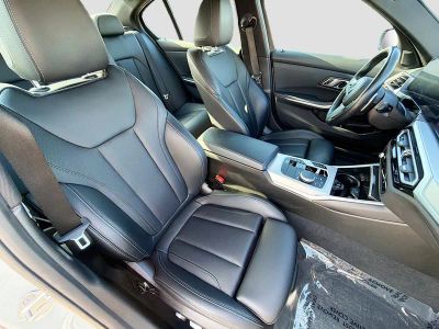2023 BMW 3 Series — photo 14 view
