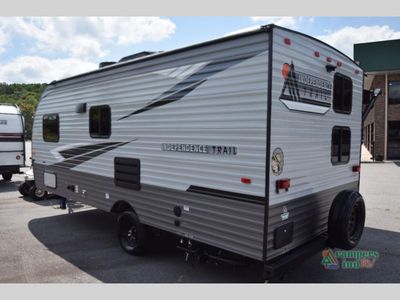 2021 Forest River RV Independence Trail — photo 7 view