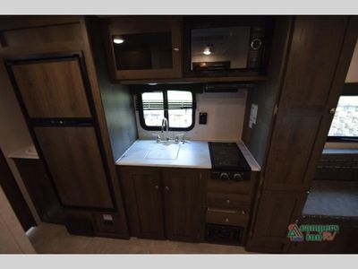 2021 Forest River RV Independence Trail — photo 16 view