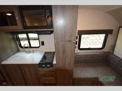 2021 Forest River RV Independence Trail — photo 19 view