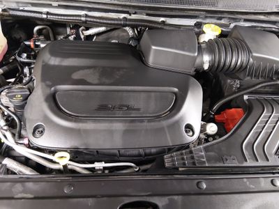 2024 Chrysler Pacifica — photo 9 view