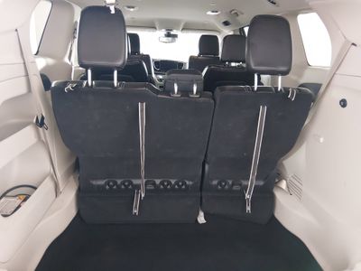 2024 Chrysler Pacifica — photo 11 view