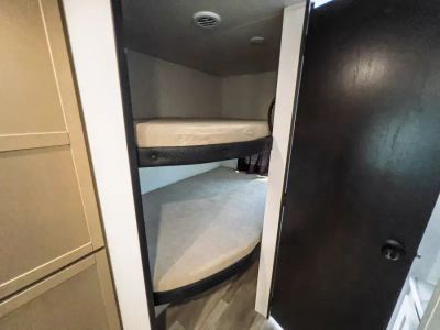 2027 Jayco PROWLER — photo 11 view