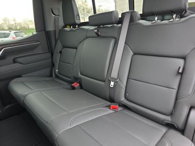 2026 GMC Sierra 1500 — photo 18 view