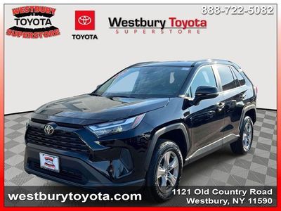 2025 Toyota RAV4 - Photo 5
