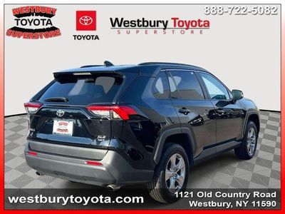 2025 Toyota RAV4 - Photo 7