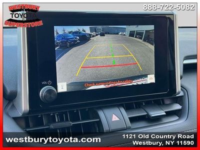 2025 Toyota RAV4 - Photo 38