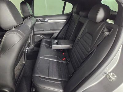 2019 Alfa Romeo Stelvio — photo 22 view