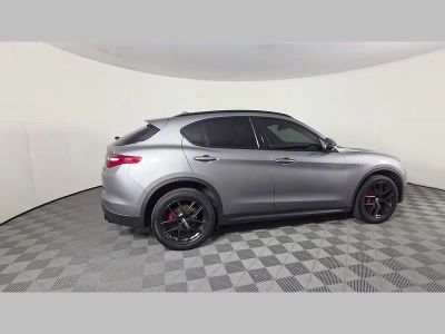2019 Alfa Romeo Stelvio — photo 37 view
