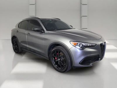 2019 Alfa Romeo Stelvio — side profile view