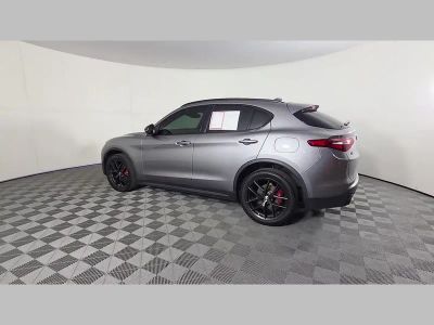 2019 Alfa Romeo Stelvio — photo 46 view