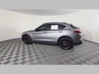 2019 Alfa Romeo Stelvio — photo 47 view