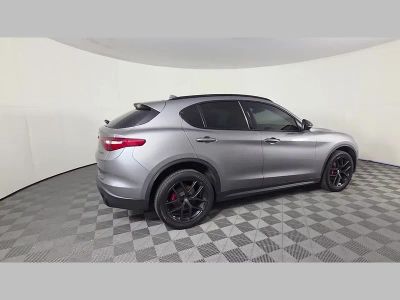 2019 Alfa Romeo Stelvio — photo 38 view