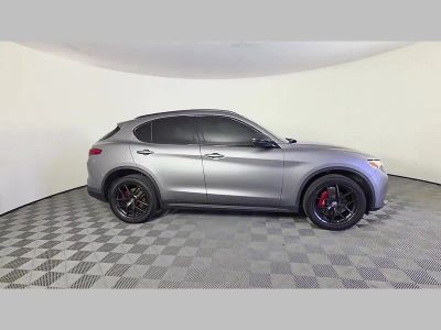 2019 Alfa Romeo Stelvio — photo 34 view