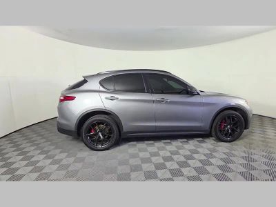 2019 Alfa Romeo Stelvio — photo 36 view