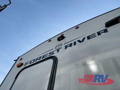 2025 Forest River RV Wildwood Heritage Glen - Photo 8
