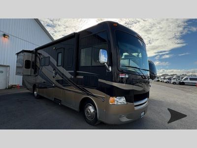 2013 Thor Motor Coach Hurricane - Photo 1
