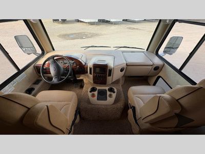 2013 Thor Motor Coach Hurricane - Photo 14