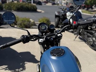 2023 Royal Enfield 411 - Photo 4