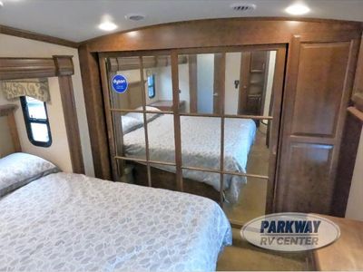 2017 Forest River RV Cardinal - Photo 21
