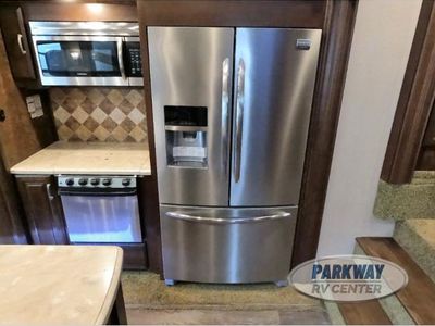2017 Forest River RV Cardinal - Photo 16
