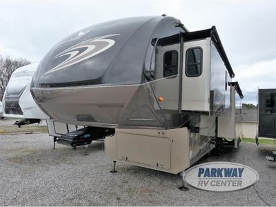 2017 Forest River RV Cardinal - Photo 3