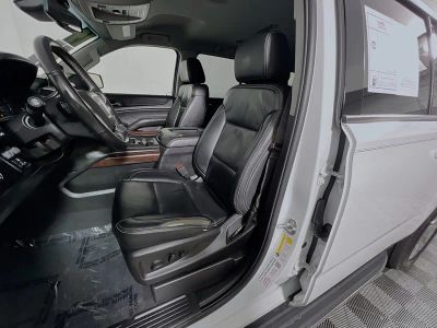 2019 GMC Yukon XL — photo 12 view