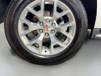 2019 GMC Yukon XL — photo 11 view