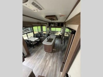 2024 Alliance RV Paradigm - Photo 8