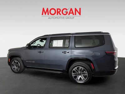 2025 Jeep Wagoneer — photo 8 view