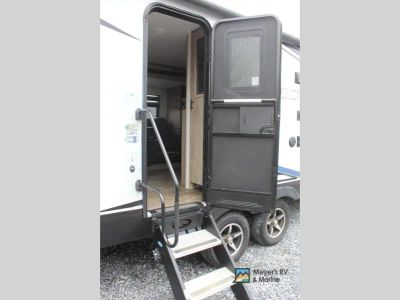 2021 Forest River RV Cherokee Alpha Wolf - Photo 14